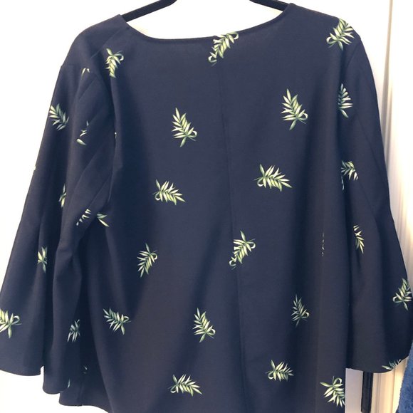 navy Ann Taylor bell sleeve blouse - Picture 2 of 4